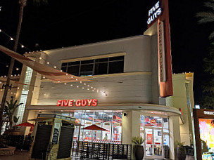 Five Guys