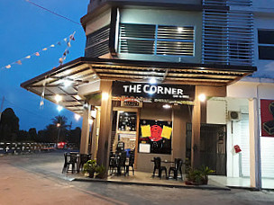 The Corner Grill