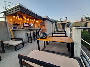 Roof 71 Bistro+