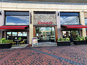 Nando's Reading Oracle Centre