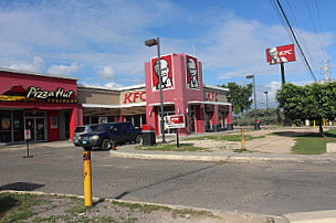 Kfc Braeton