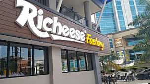 Richeese Factory Lambung Mangkurat