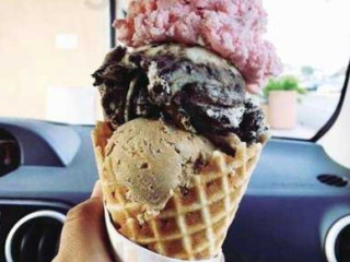 Bruster's Real Ice Cream