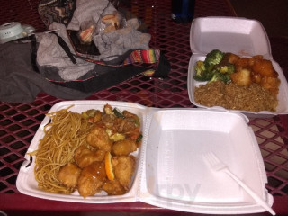 Red Wok Kitchen Chinese Express