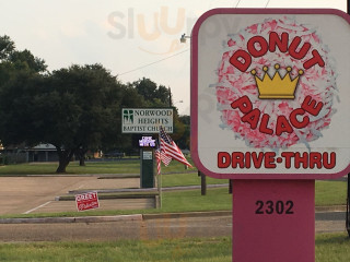 Donut Palace