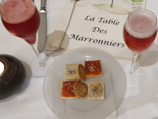 La Table des Marronniers