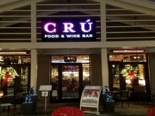 CRU Food Wine BarThe Summit at Fritz Farm