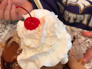 Sarris Ice Cream Parlor