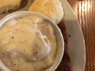 Cracker Barrel Old Country Store