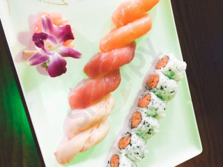 Sakura Sushi