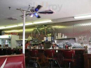 Victor's 50's Diner