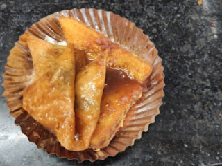 Surendrnagar Samosa