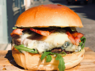 Poppy's Fish Chips Burger