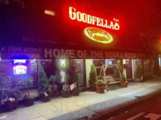 Goodfellows Pizza And Italian Specialties