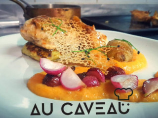 Au Caveau