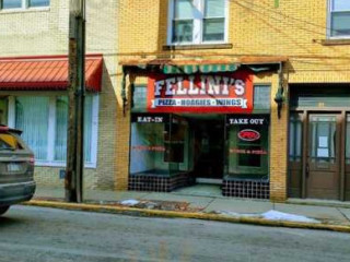 Fellinis Pizzeria