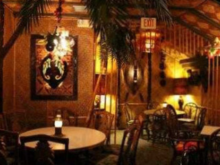 Hala Kahiki Tiki Lounge