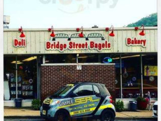 Bridge Street Bagels Deli