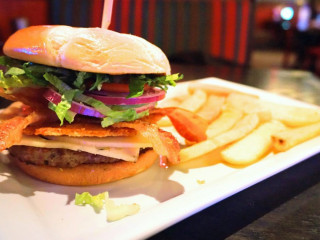 Red Robin Gourmet Burgers And Brews