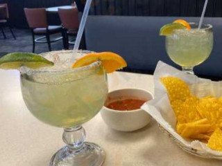 La Fiesta Mexican Grille