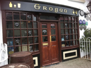 Grogan's Castle Lounge