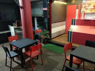 Laziz Pizza Nasik