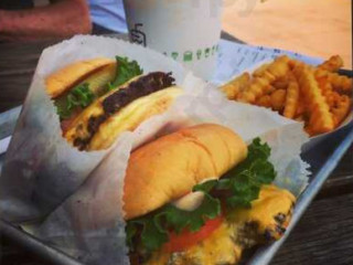 Shake Shack New Hyde Park