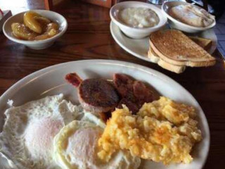 Cracker Barrel Old Country Store