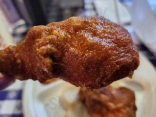 Gus's World Famous Fried Chicken