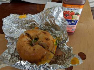 Moe's Broadway Bagel