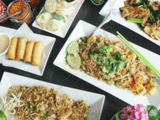 Manao Thai Street Eats