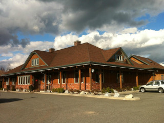 Station House And Grill