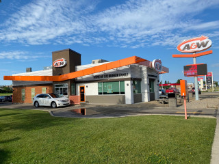 A & W Innisfail