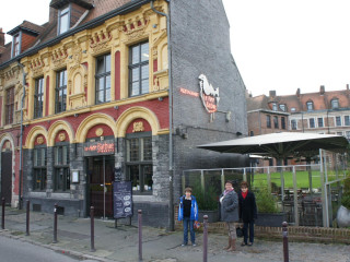 Le Petit Barbue D'anvers