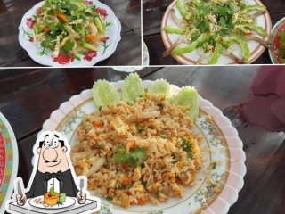 ร้านตะวันseafood