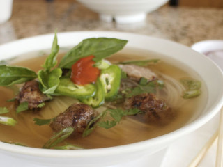 Phở Barclay Restaurant