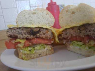 Basket Burger Cafe