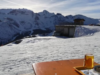 Rifugio Bec De Roces