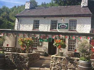 Towy Bridge Inn