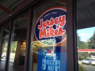 Jersey Mike's Subs