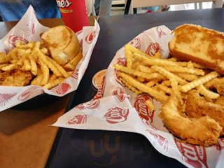 Raising Cane's Chicken Fingers