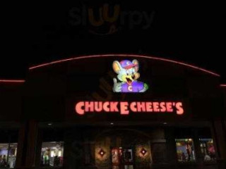 Chuck E. Cheese