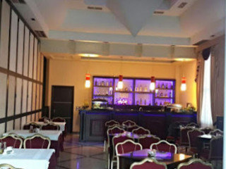 Kristal Bar Restaurant