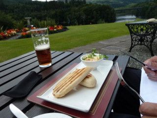 Dining At The Green Park