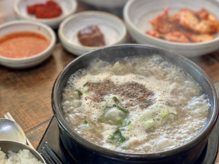 별미순대국전문점