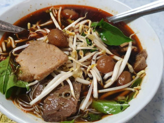 ร้านก๋วยเตี๋ยวเรือมุสลิม คลองลึก