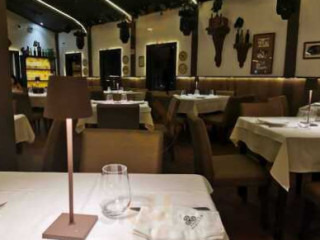 Famiglia Trattoria