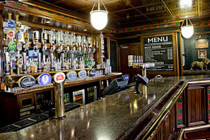 The London Pub