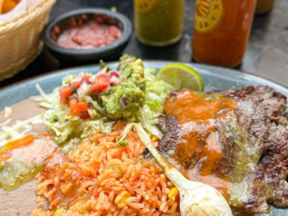 Taqueria El Azteca Taco Truck