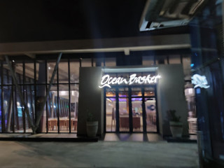 Ocean Basket Beacon Bay